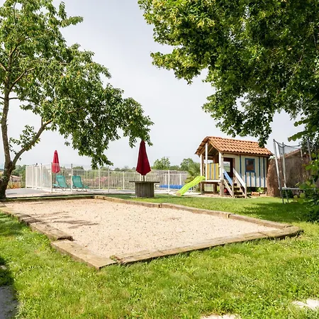 Domaine De La Cambre *